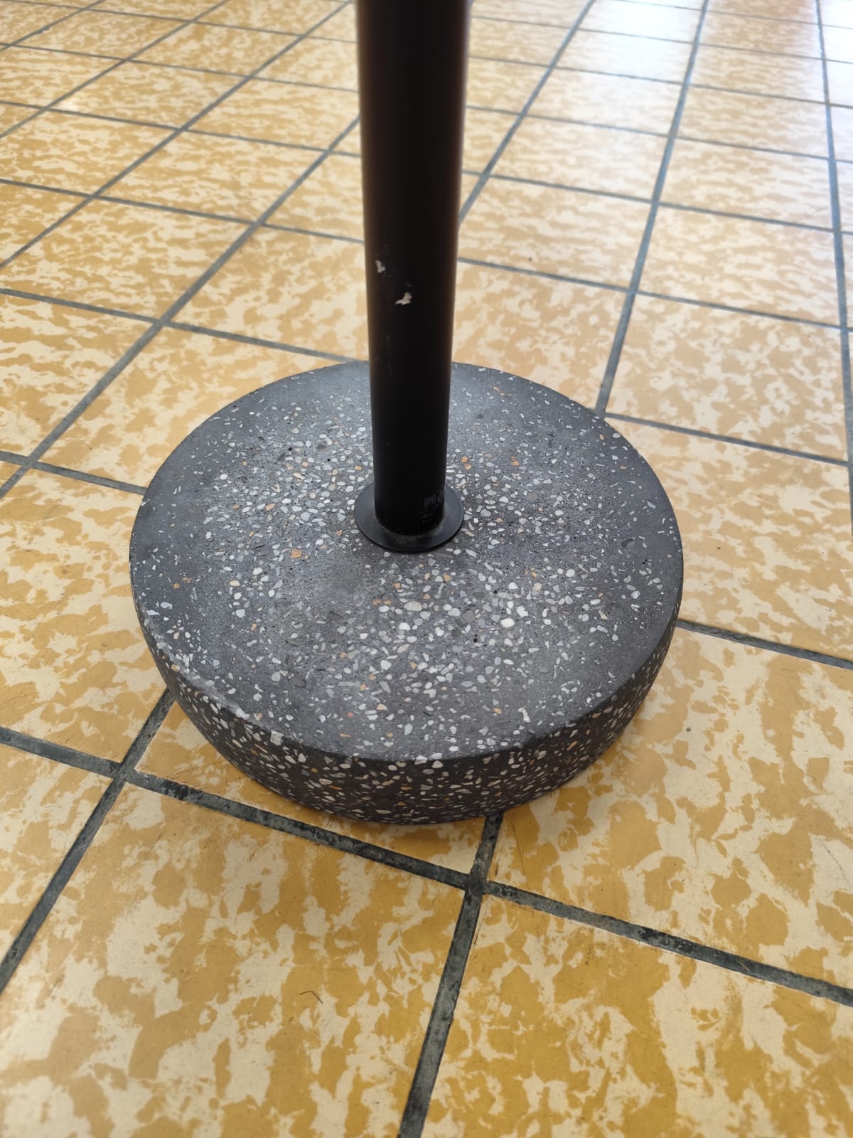 TABLE MAISON DU MONDE (11078) – Image 2