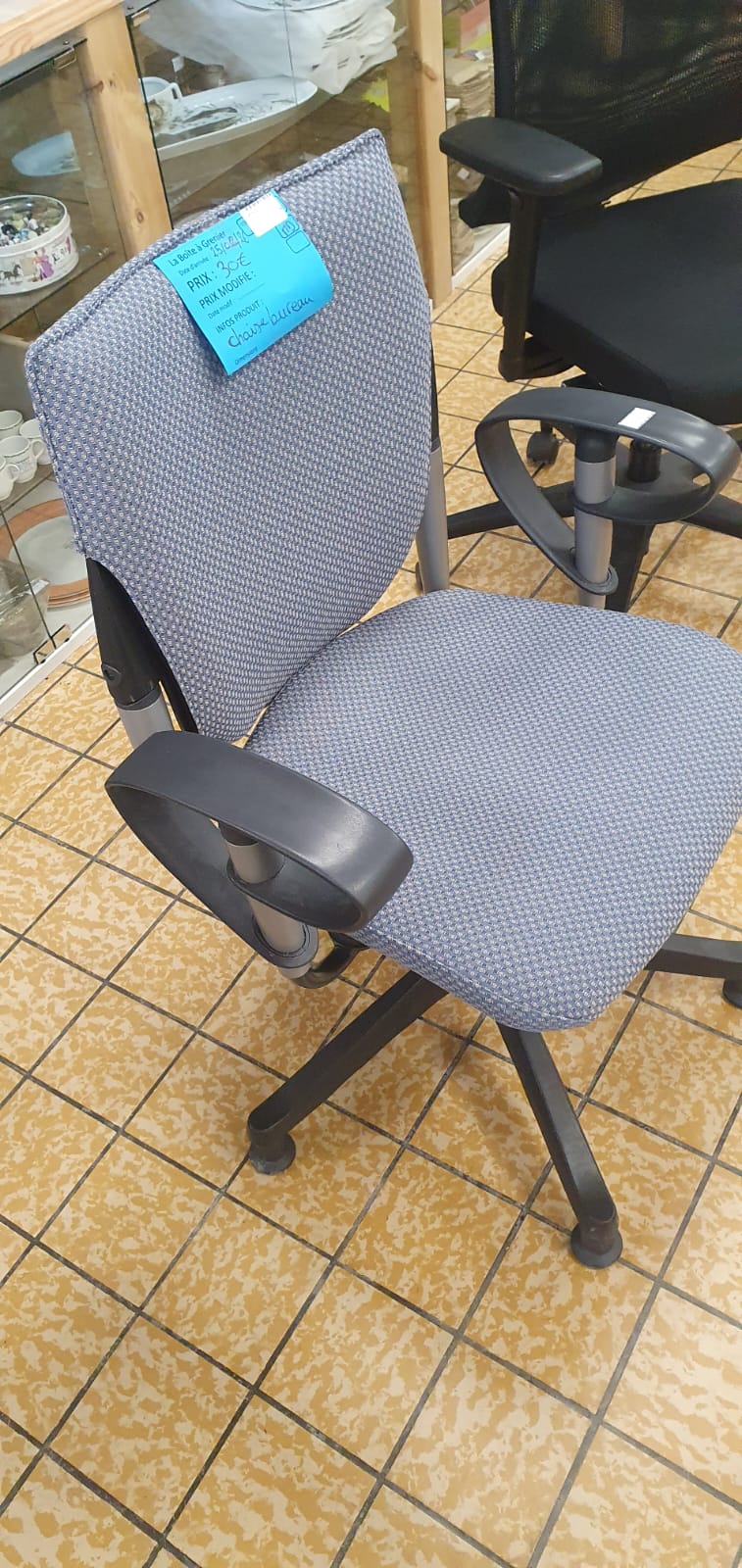 chaise bureau (1572) – Image 2