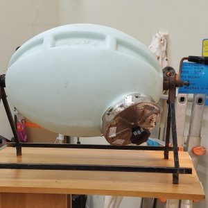 machine à laver ancienne (11680).