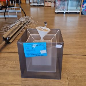 suspension carrée (13326).