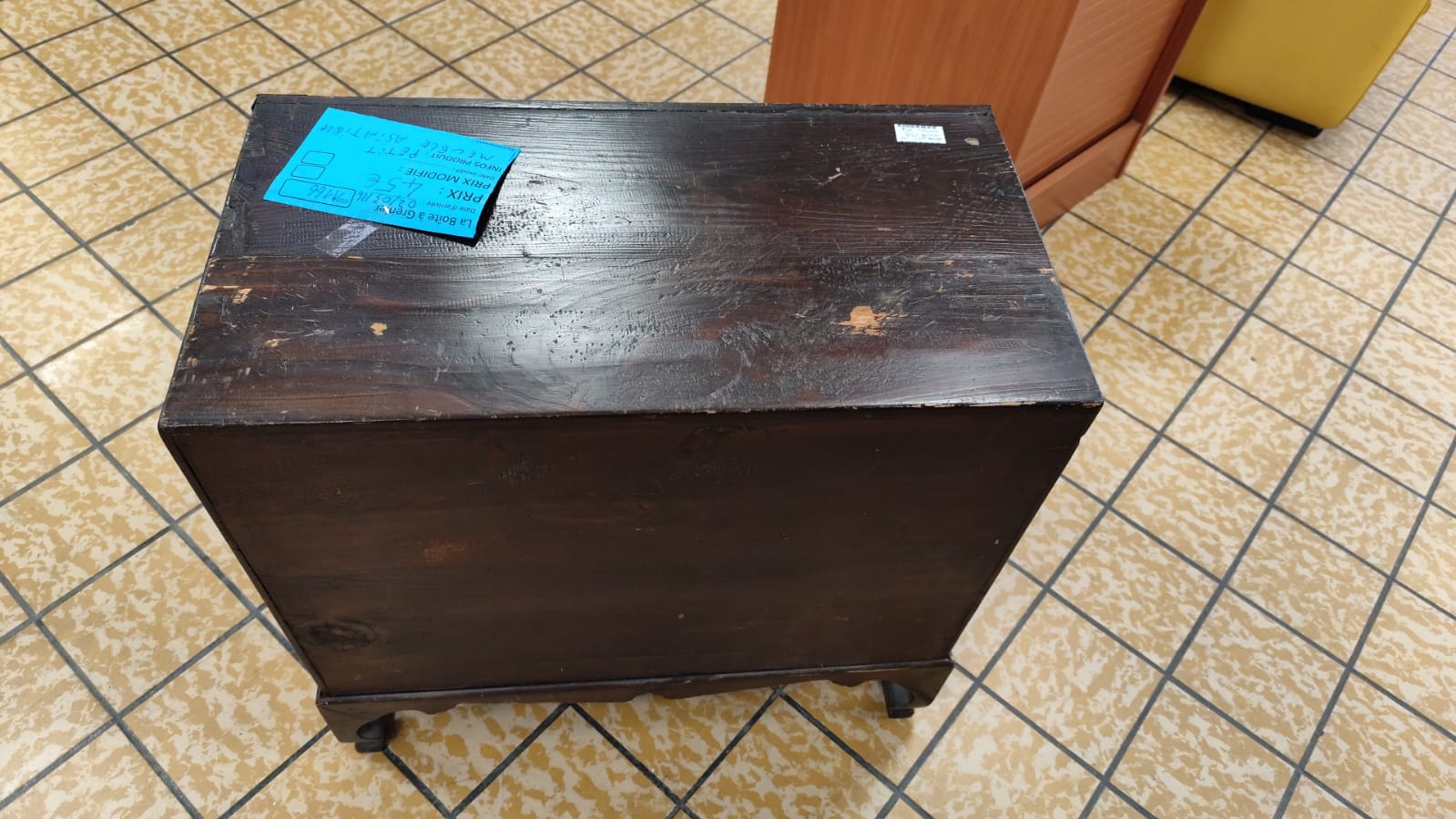 petit meuble asiatique (1166) – Image 2