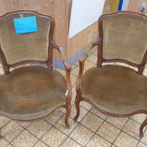 PAIRE DE FAUTEUILS (10530)