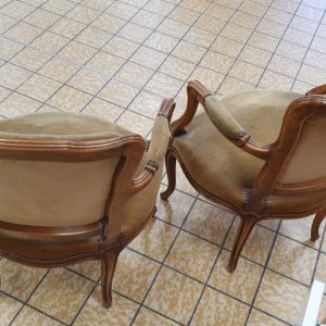 PAIRE DE FAUTEUILS (10530)