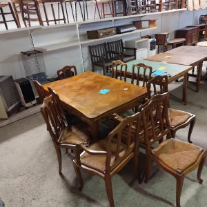 Table+ 8 chaises + 2 fauteuils (SS10530)