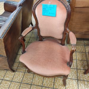 LOT 2 FAUTEUILS (10530)