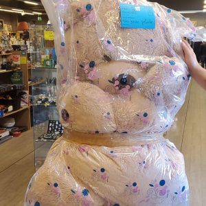 très grosse peluche (5323).