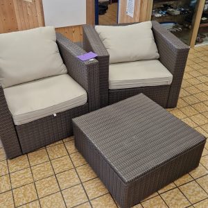 SALON DE JARDIN (9707)