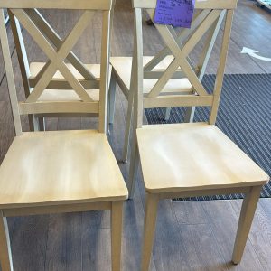 4 chaises bois beige (1049).