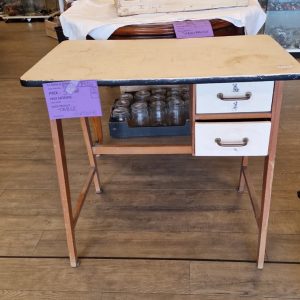 table vintage (13246).