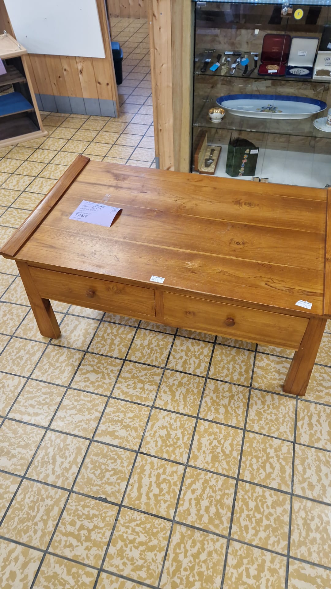 TABLE (12287)