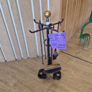 valet cheminée + accessoires (14122).