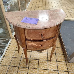 meuble a restaurer (7414)