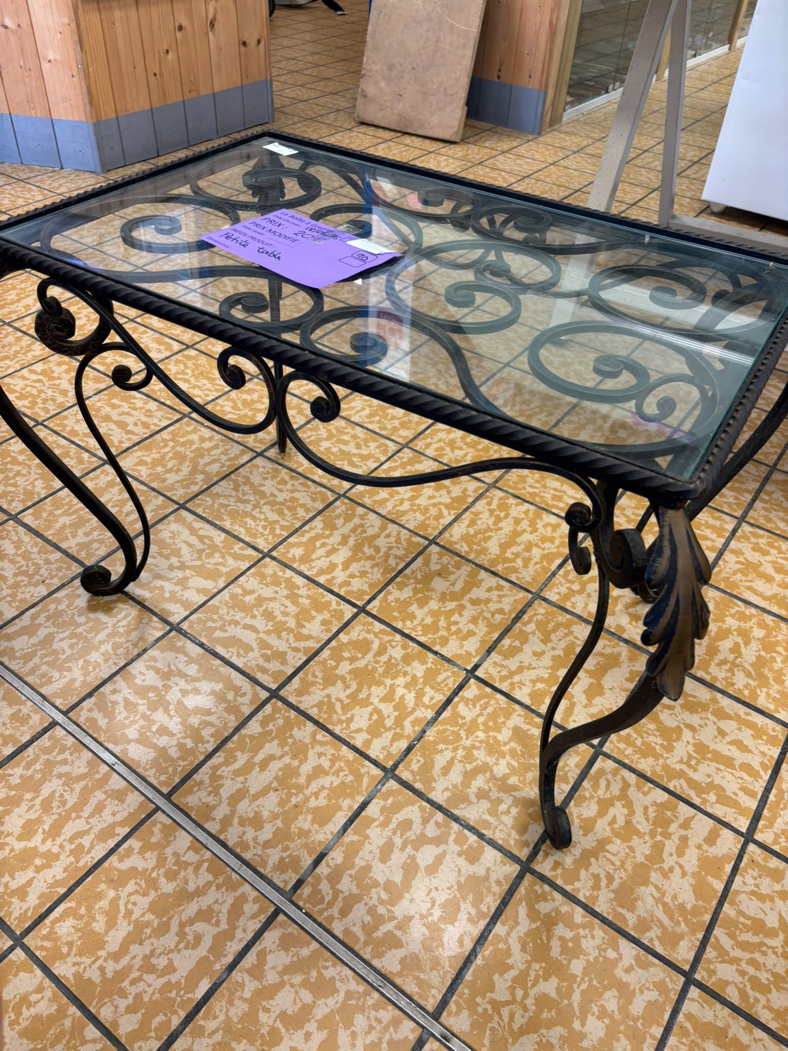 PETITE TABLE (7414) – Image 2