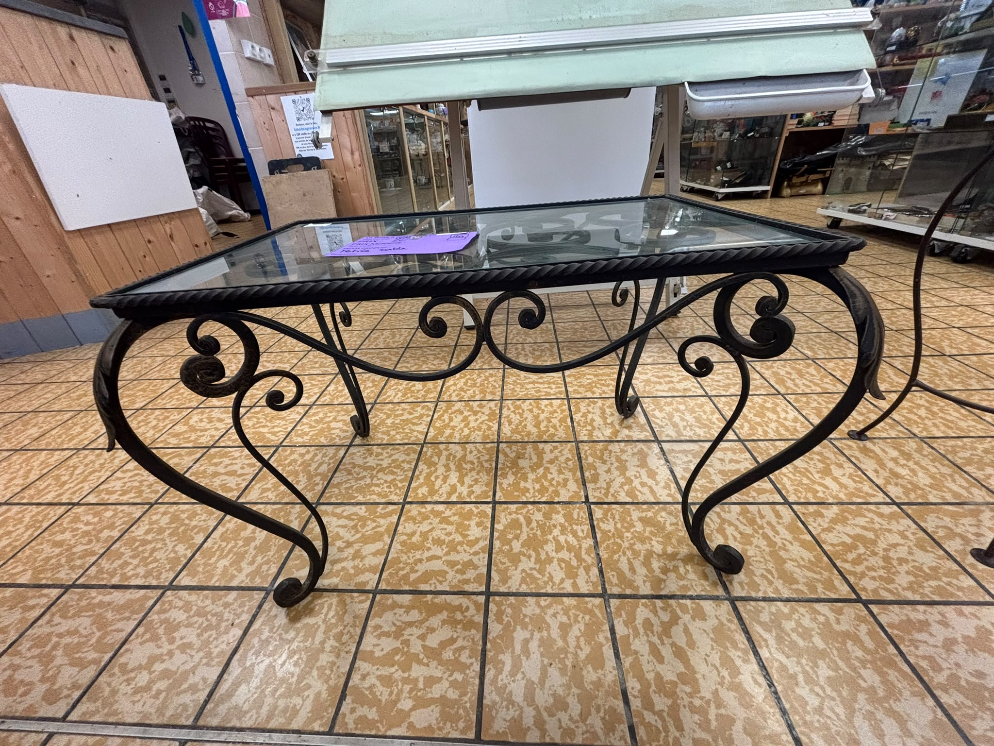 PETITE TABLE (7414) – Image 3
