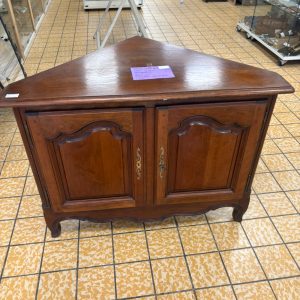 meuble d&rsquo;angle (6056)