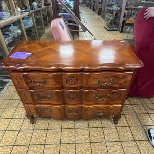 ARMOIRE (3518)