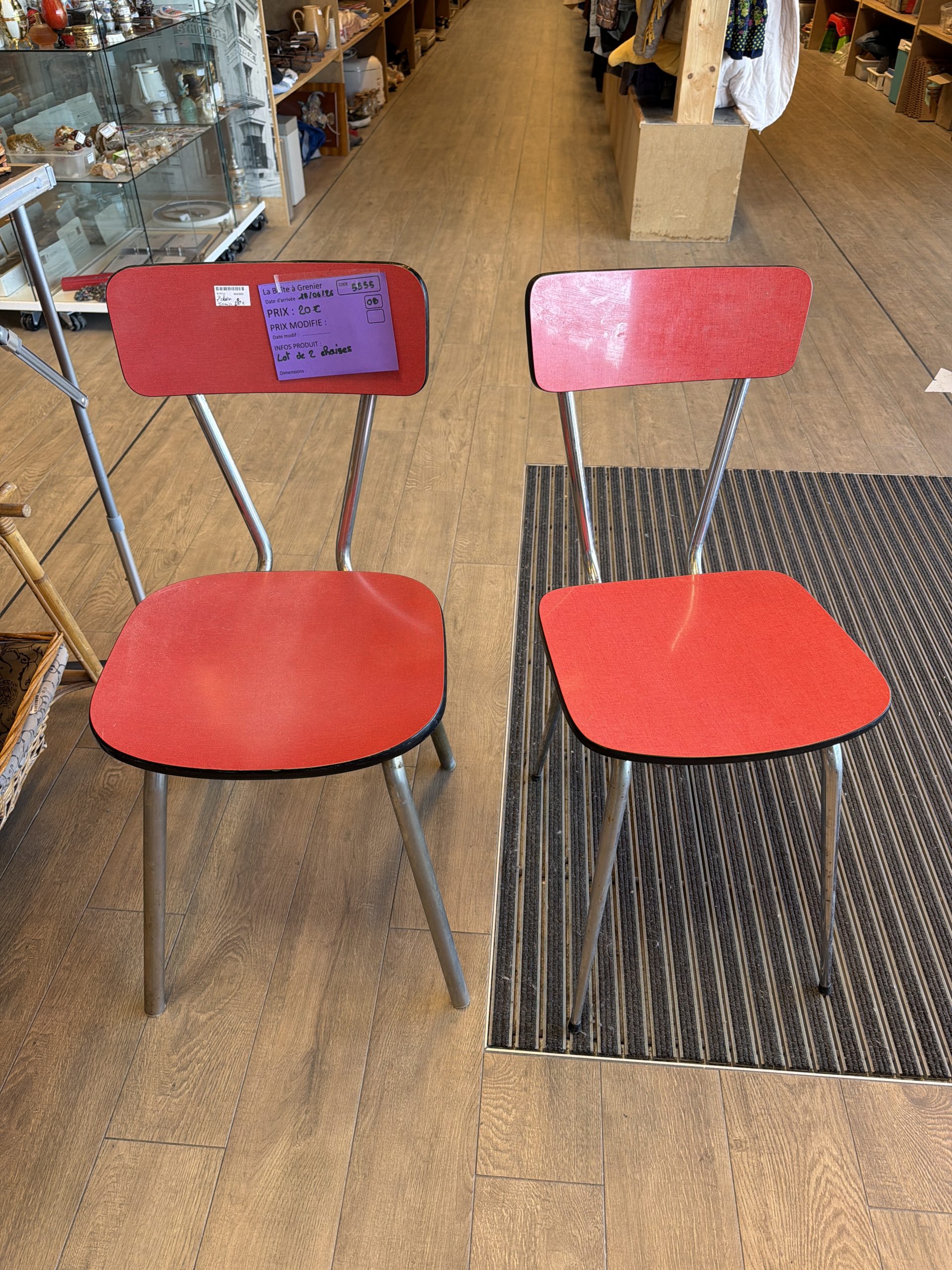 Lot 2 chaises (5555)