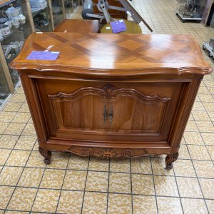 Meuble bar (3518)