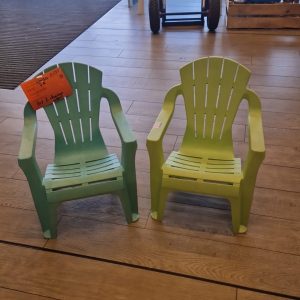 les 2 chaises enfant (13525).