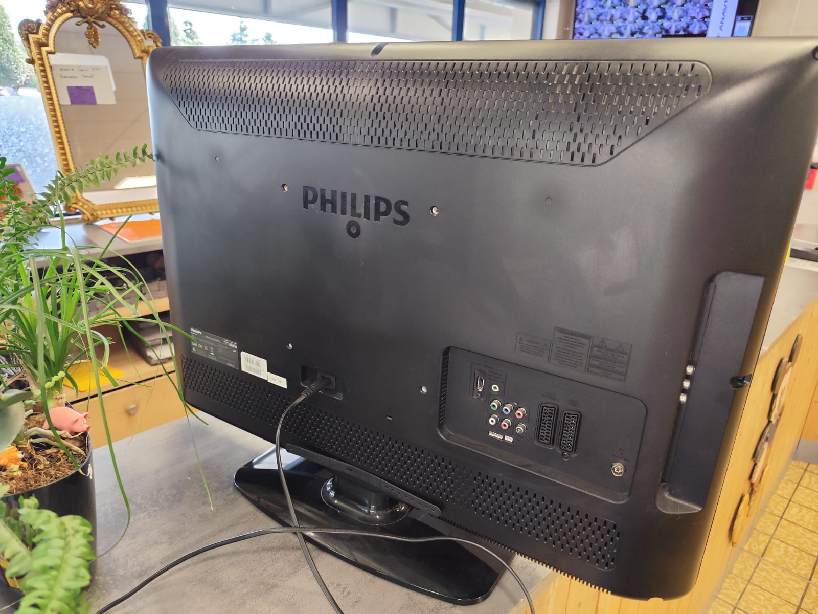 TV PHILIPS (12366<) – Image 2