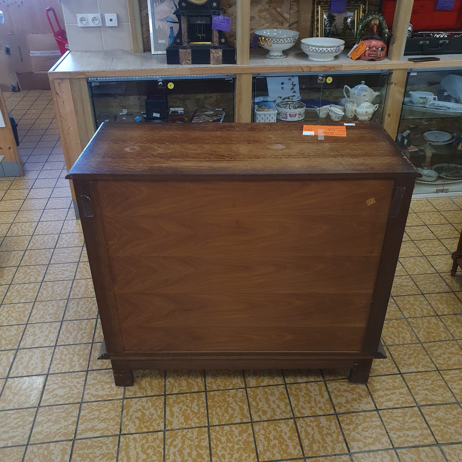 COMMODE (5023) – Image 2