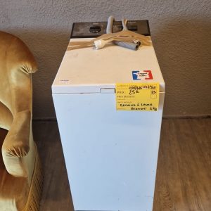 machine à laver Brandt 4 kg (VM7940).