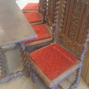 table + 4 chaises (13968).