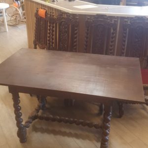 table + 4 chaises (13968).