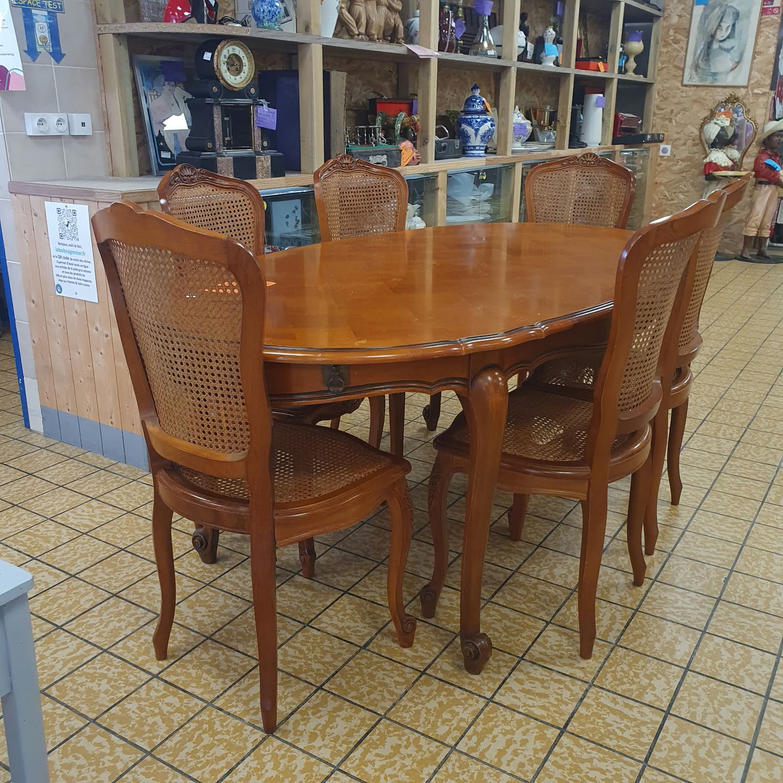 TABLE MEURISIER + RALLONGES+ 6 CHAISES (12334) – Image 2