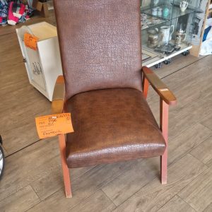 fauteuil marron (14353).