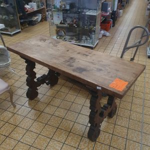 TABLE ESPAGNOLE (5307)