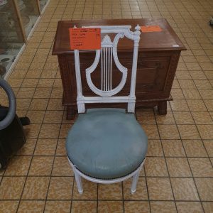 CHAISE (172)