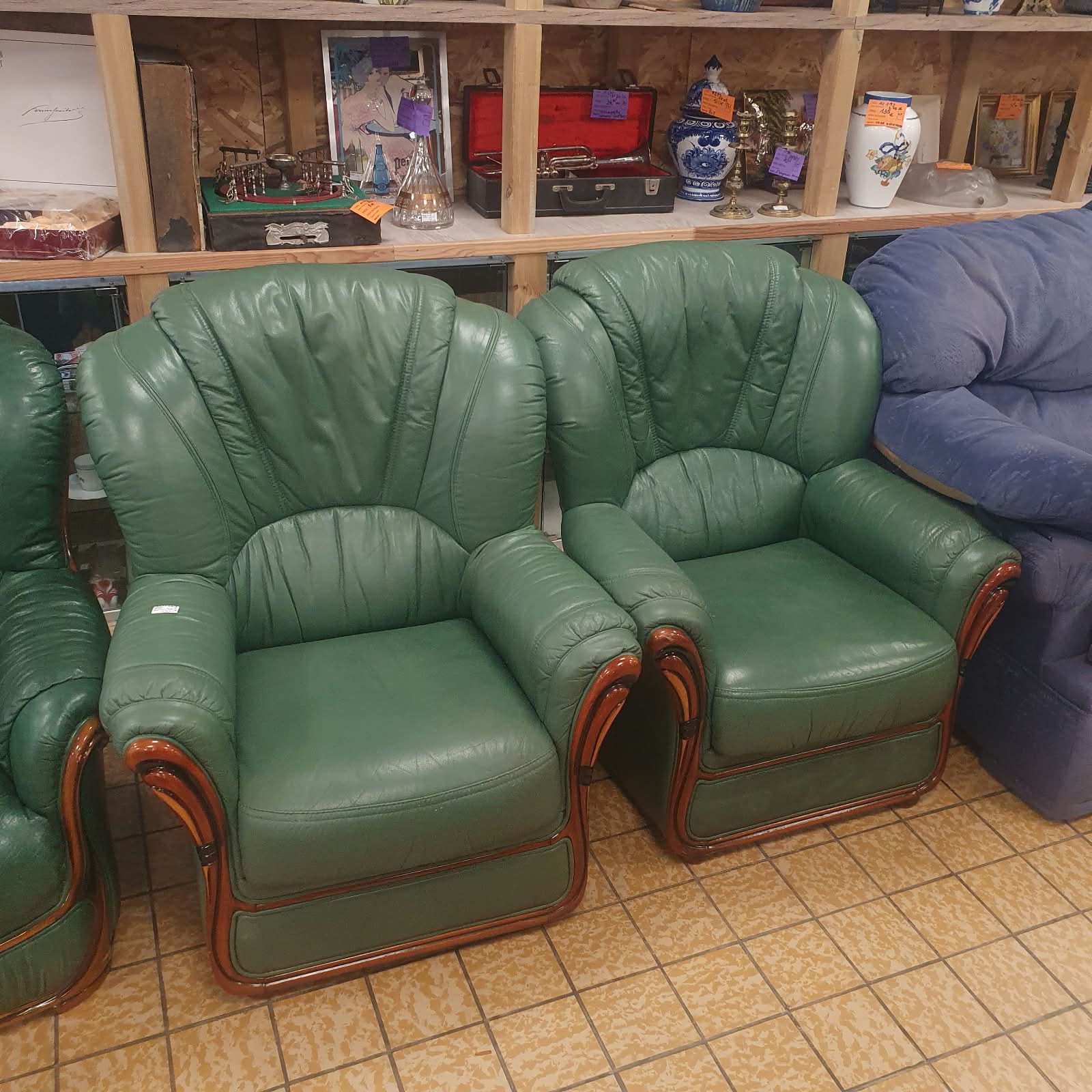 CANAPE + 2 FAUTEUILS (283) – Image 3