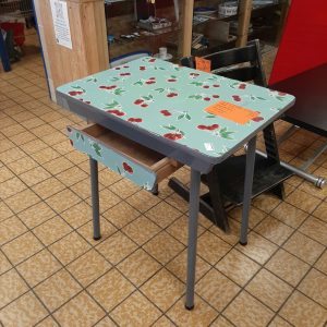 TABLE (12453)