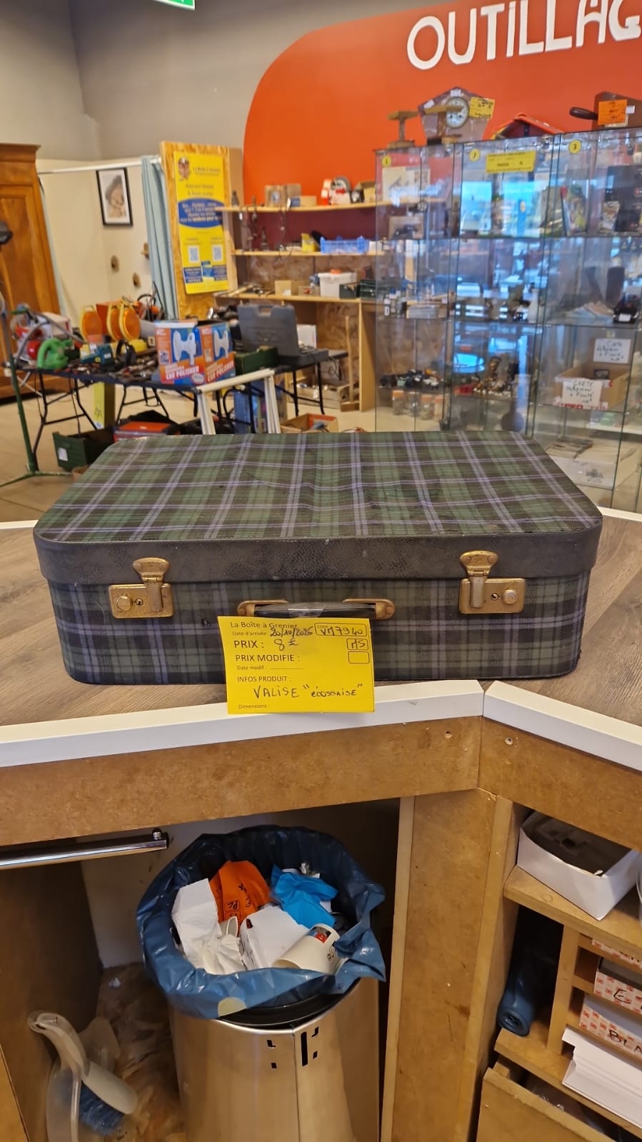 valise écossaise (VM7940).
