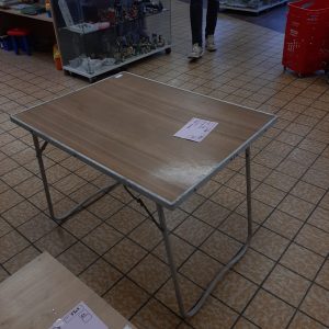 TABLE PLIANTE (9902)