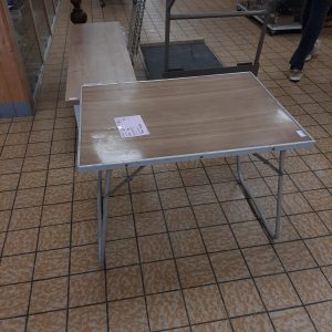 TABLE PLIANTE (9902)
